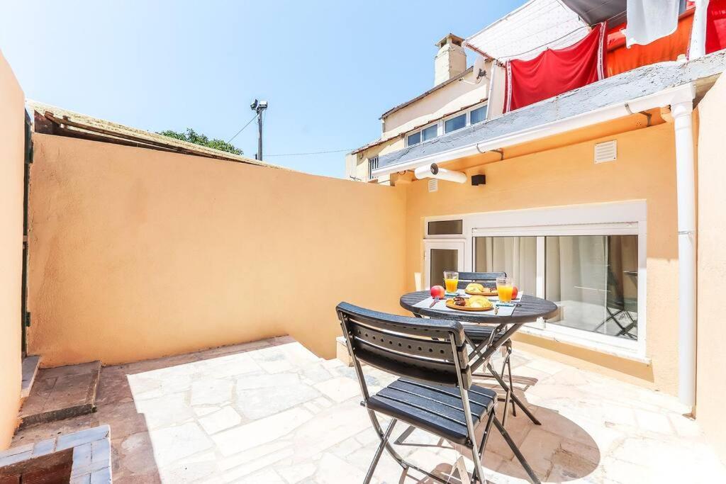 Vita Portucale ! Bright Campo Ourique W/ Terrace Lisboa Exterior foto